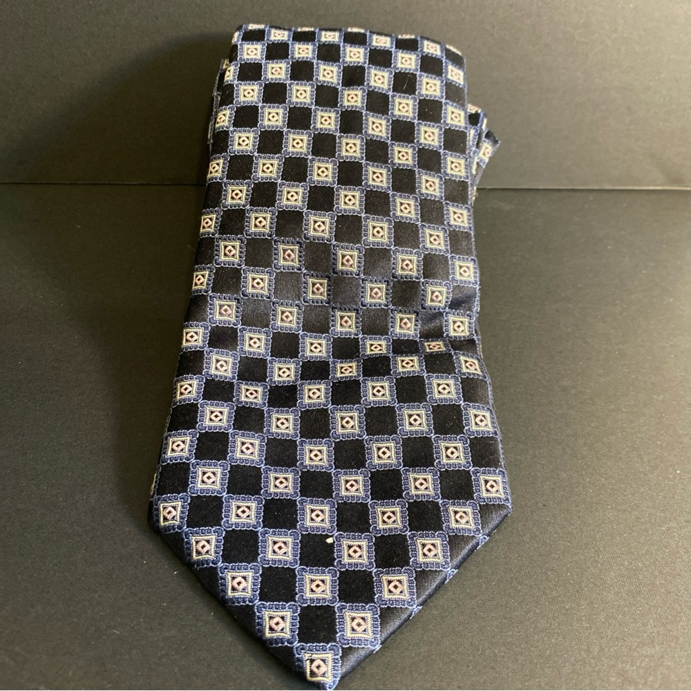 Vintage Boss Hugo Boss classic 100% all silk Retro luxury geometric neck tie